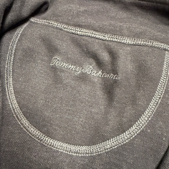 Tommy Bahama | Men’s Large Heather Gray Quarter Zip Light Pullover - Picture 7 of 15